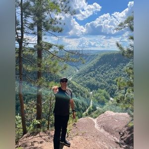 Meet your Posher, Daniel